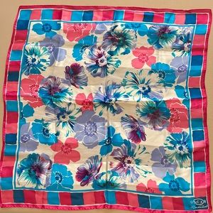 Oscar de la Renta - Floral Scarf w/checkered Border